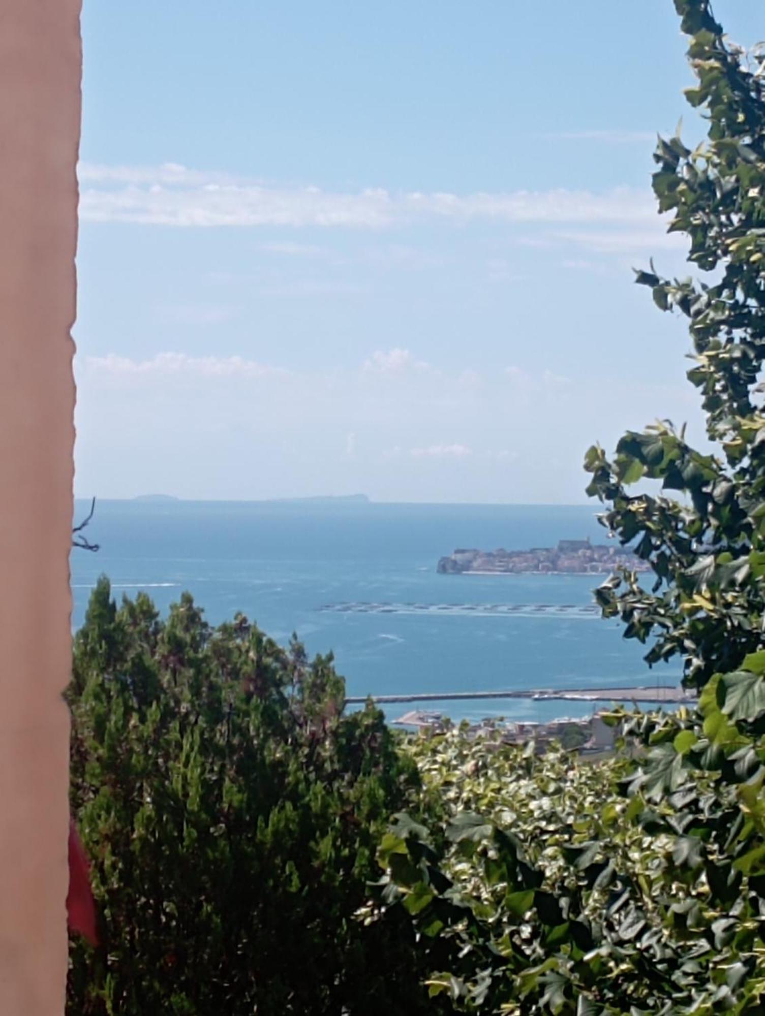 Casa Ines Maranola Quarto foto